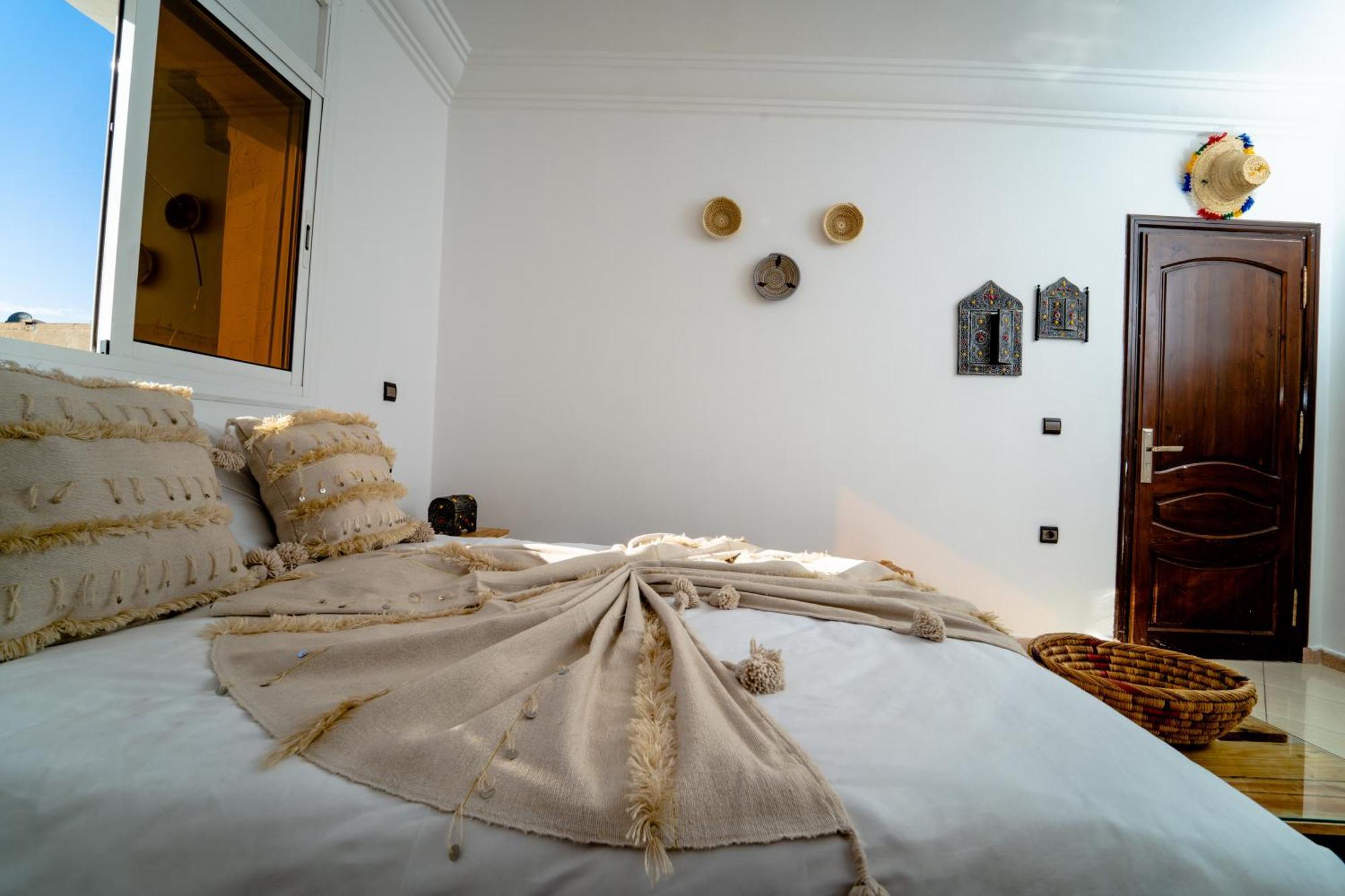 Tigmi Ossmon Hostel Agadir Exteriör bild